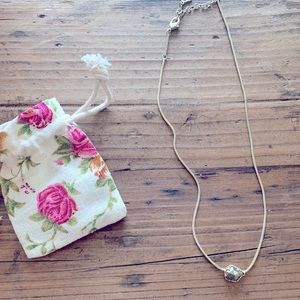 Kendra Scott necklace